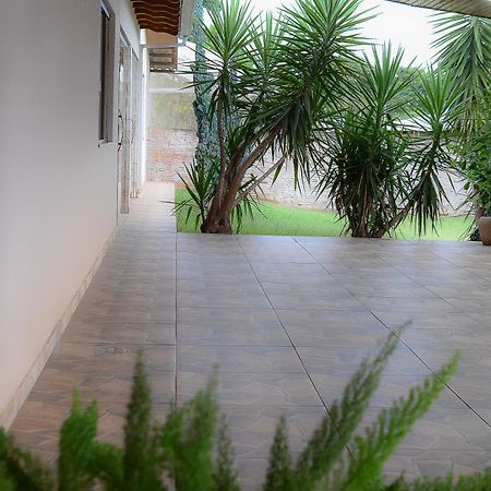 Casa De Campo - 15 Minutos Das Cataratas E Aeroporto - Piscina Com Agua Salgada E Muito Espaco Ao Ar Livre Foz do Iguaçu Kültér fotó